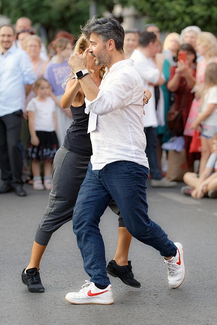 dancers, couple, dancing, tango, street, urban, entertainment, competition, people, dancing, tango, entertainment, entertainment, entertainment, entertainment, entertainment